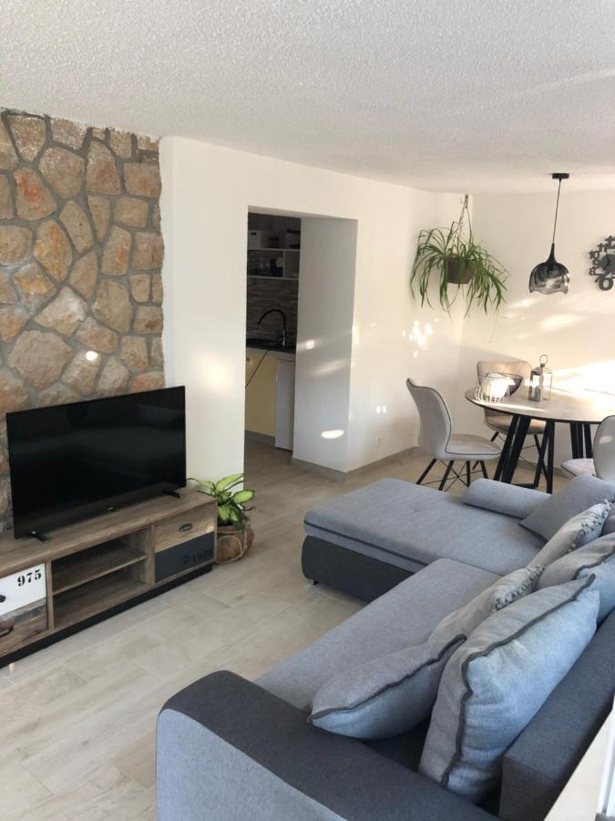 Casa Hortensia Njivice Eksteriør bilde